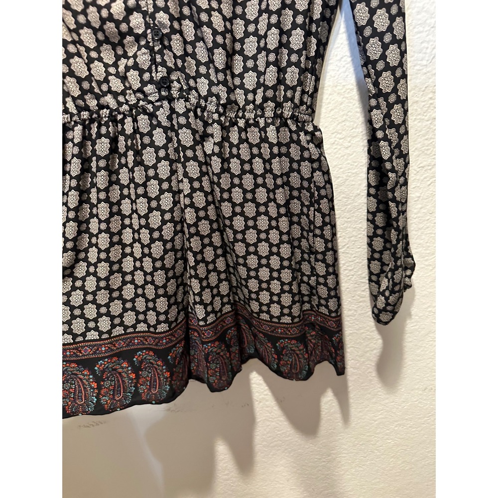 Xhilaration Womens Long Sleeve Romper Black Geometric Paisley Print Size M - Picture 9 of 11